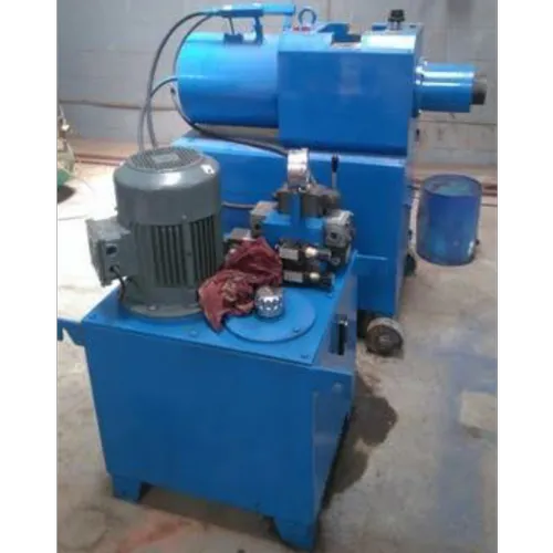 Cold forge machine